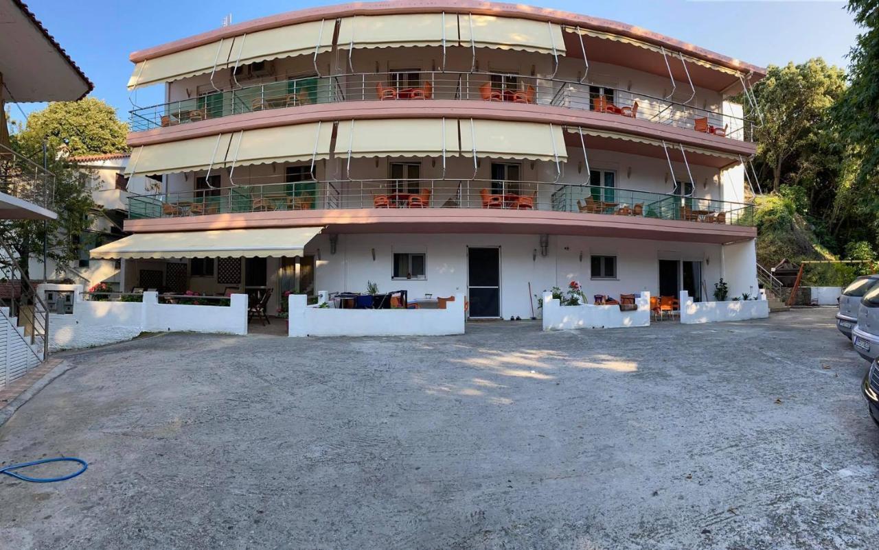Dimos Apartments Kokkino Nero ภายนอก รูปภาพ