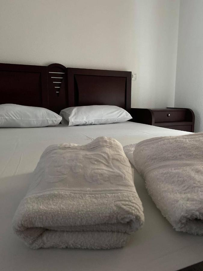 Dimos Apartments Kokkino Nero ภายนอก รูปภาพ