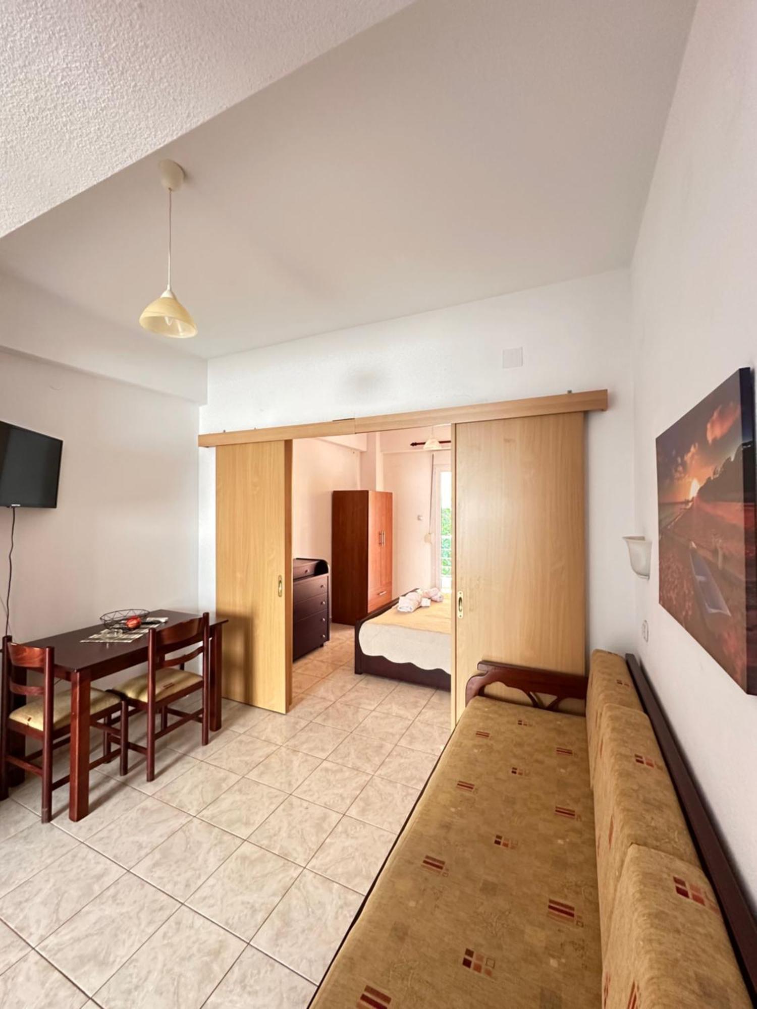 Dimos Apartments Kokkino Nero ภายนอก รูปภาพ